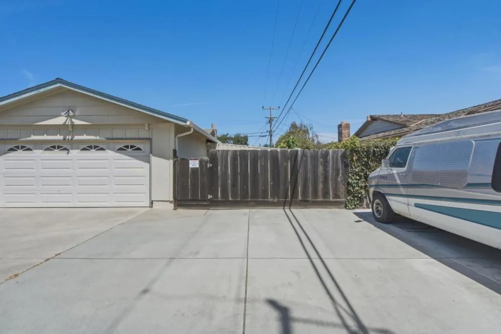 754 San Simeon Drive Salinas, CA 93901