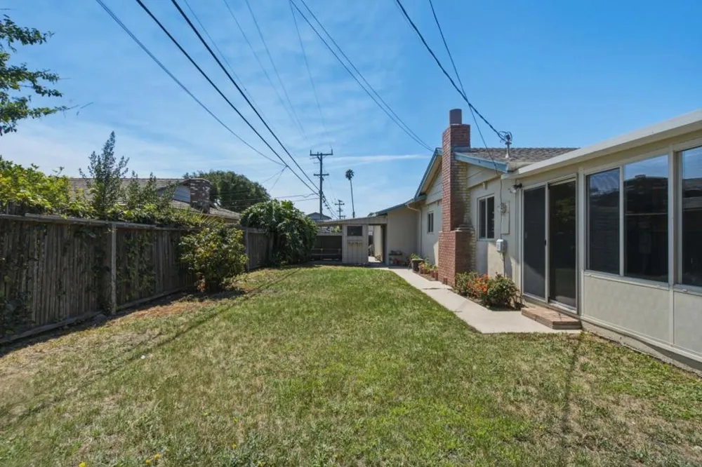 754 San Simeon Drive Salinas, CA 93901