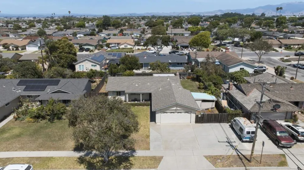754 San Simeon Drive Salinas, CA 93901
