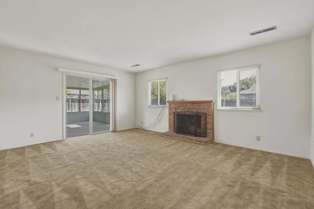 754 San Simeon Drive Salinas, CA 93901