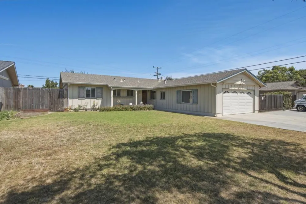 754 San Simeon Drive Salinas, CA 93901