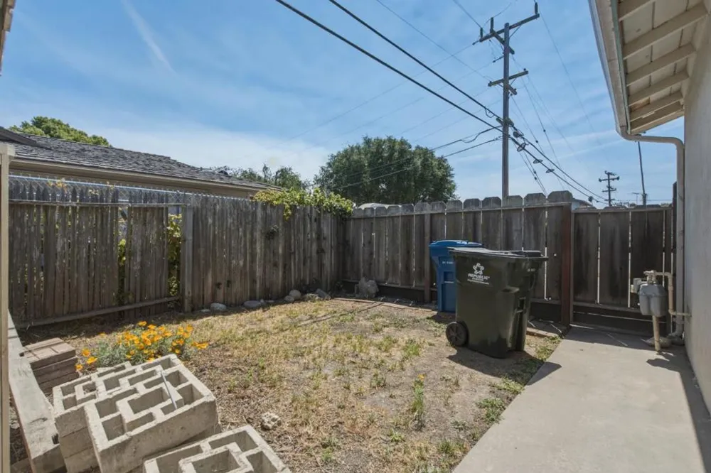 754 San Simeon Drive Salinas, CA 93901