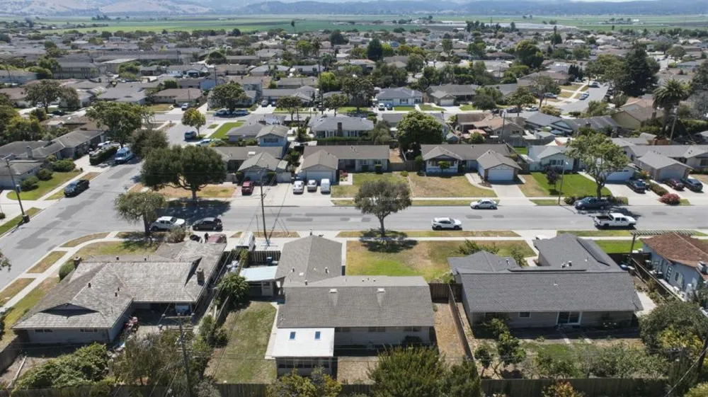 754 San Simeon Drive Salinas, CA 93901