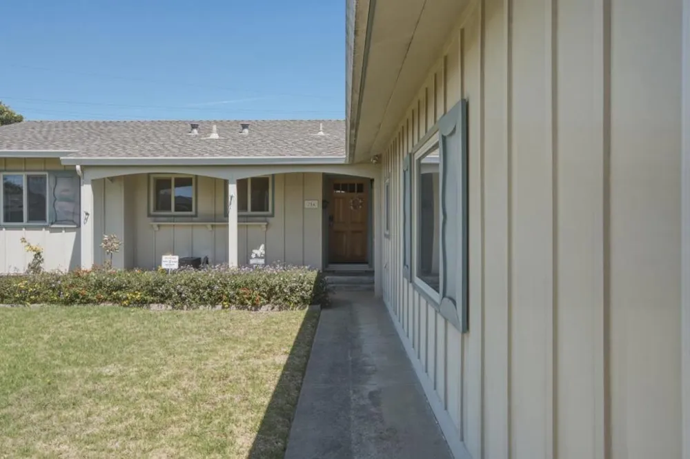754 San Simeon Drive Salinas, CA 93901