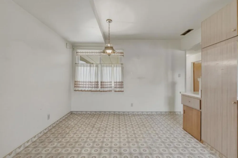 754 San Simeon Drive Salinas, CA 93901