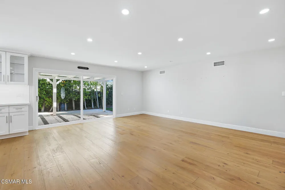 3235 Sierra Drive Westlake Village, CA 91362