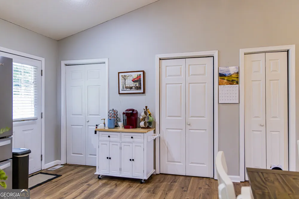 608 Ward Mountain RD Kingston, GA 30145