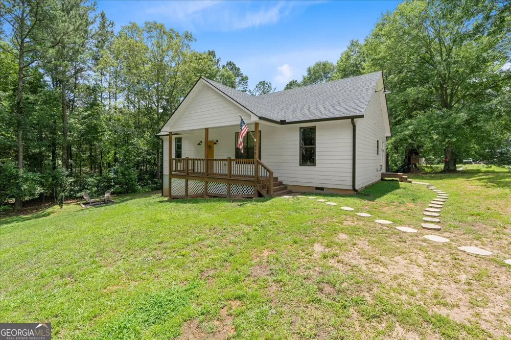 498 N Raburn RD Bremen, GA 30110