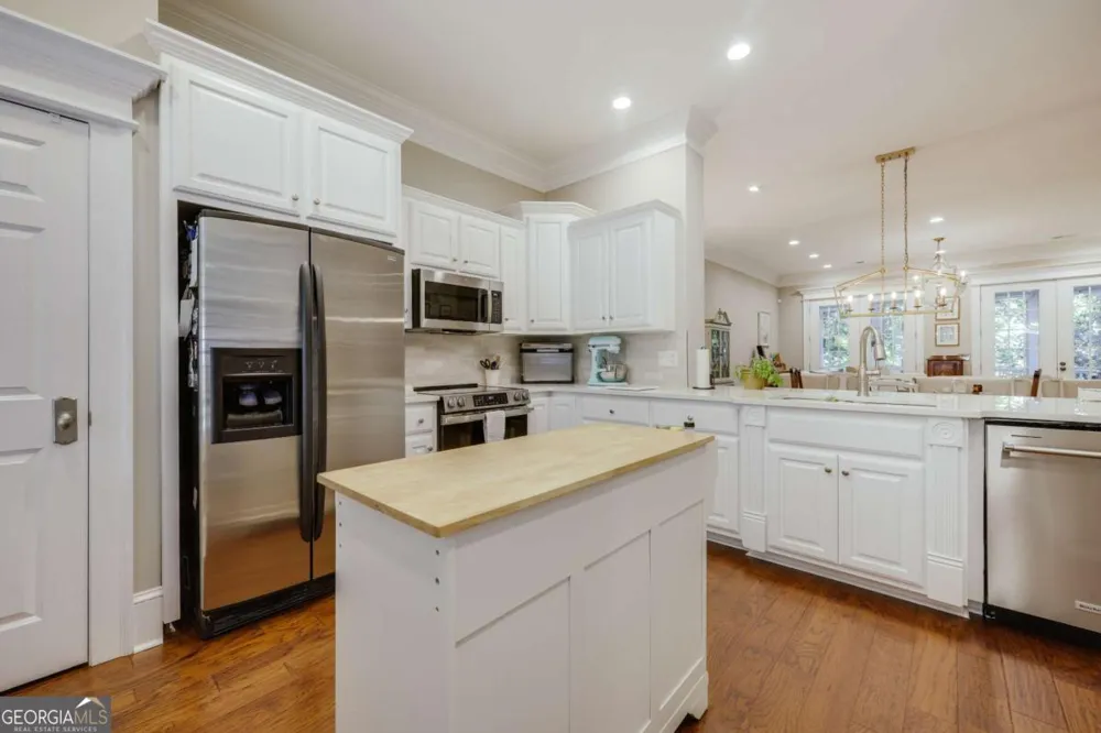126 Briarcliff RD Athens, GA 30606