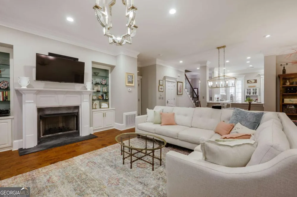 126 Briarcliff RD Athens, GA 30606