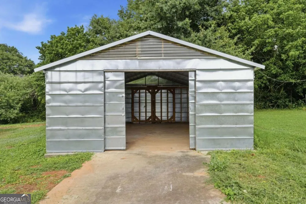 667 Wo Smith RD Jefferson, GA 30549