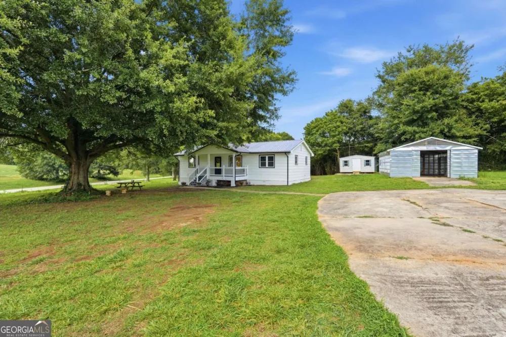 667 Wo Smith RD Jefferson, GA 30549