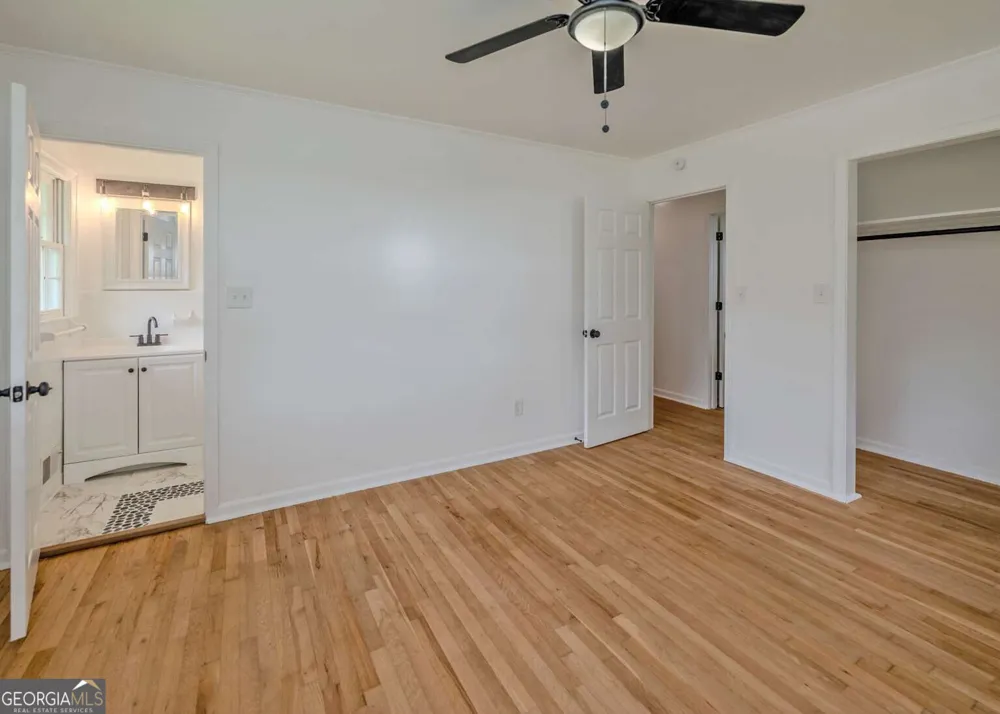 13 Brown ST Toccoa, GA 30577