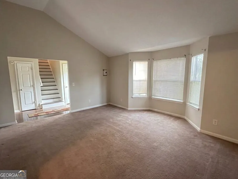 3900 Creek Shoals CT Ellenwood, GA 30294