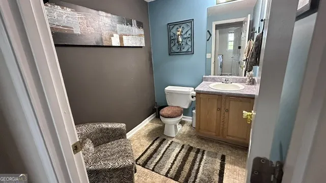 3900 Creek Shoals CT Ellenwood, GA 30294