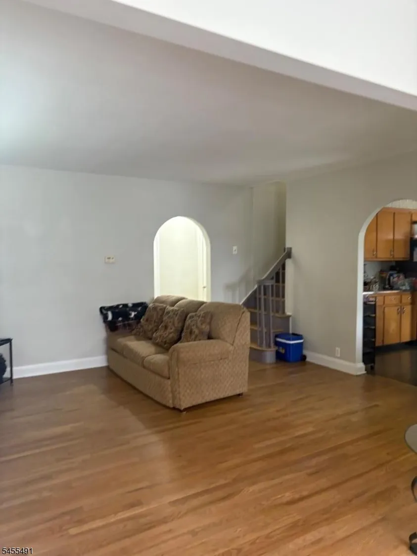 411 Grant St Linden City, NJ 07036