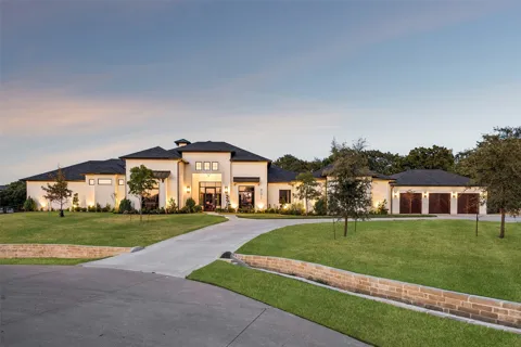 901 Hat Creek Court