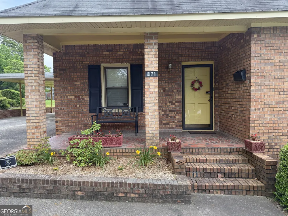 871 Malcolm ST SE Conyers, GA 30012