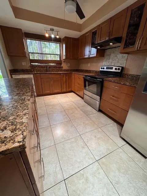 2192 NE 171st St #1 North Miami Beach, FL 33162