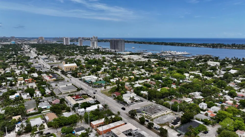3608 Broadway Avenue West Palm Beach, FL 33407