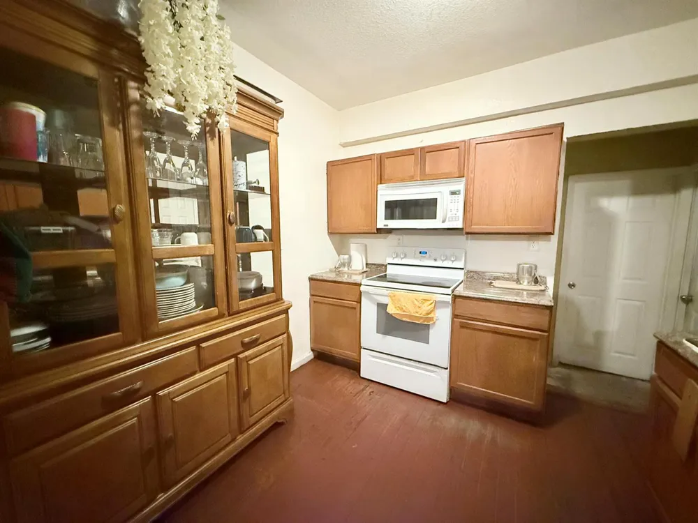 3608 Broadway Avenue West Palm Beach, FL 33407