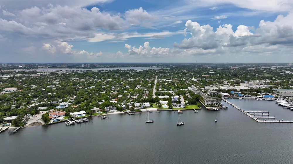 3608 Broadway Avenue West Palm Beach, FL 33407