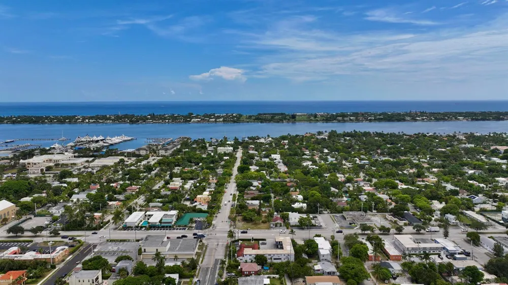 3608 Broadway Avenue West Palm Beach, FL 33407
