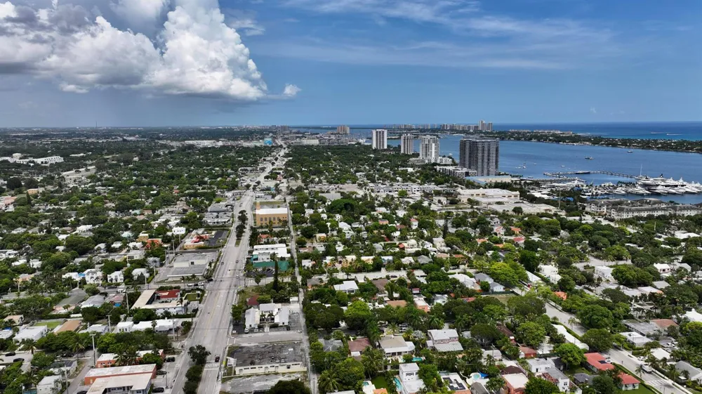 3608 Broadway Avenue West Palm Beach, FL 33407