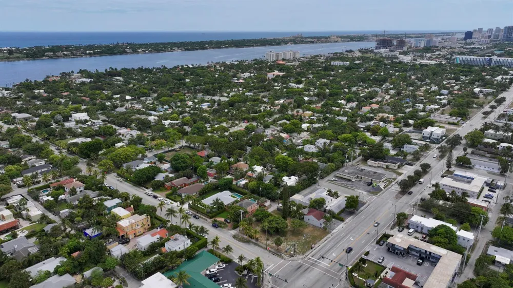 3608 Broadway Avenue West Palm Beach, FL 33407