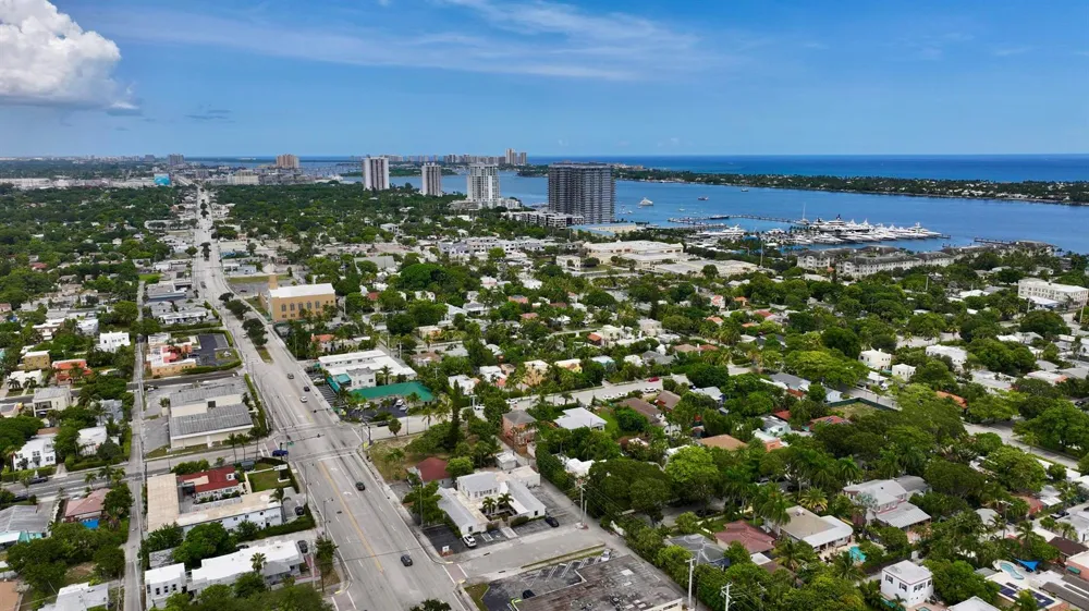 3608 Broadway Avenue West Palm Beach, FL 33407