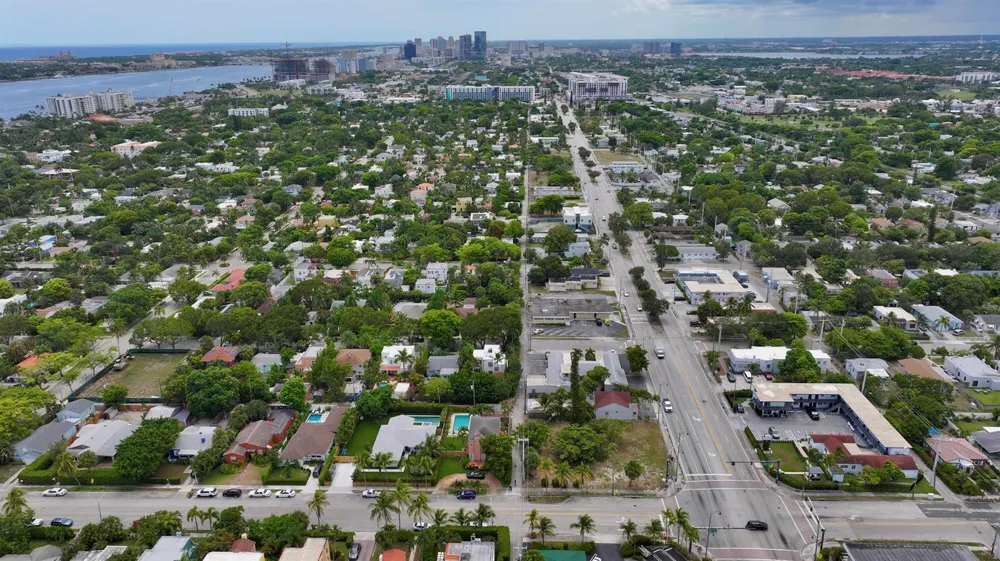 3608 Broadway Avenue West Palm Beach, FL 33407