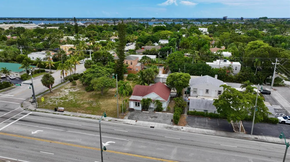 3608 Broadway Avenue West Palm Beach, FL 33407