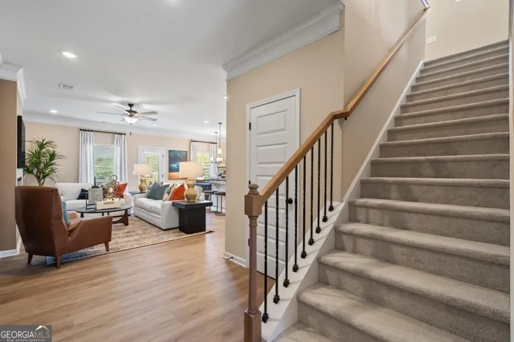 32 Jacobs Farm LN Lawrenceville, GA 30045