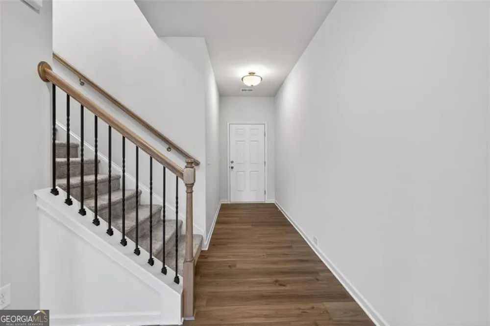 32 Jacobs Farm LN Lawrenceville, GA 30045