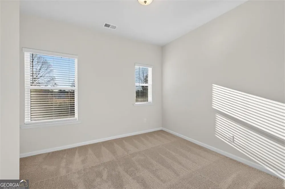 32 Jacobs Farm LN Lawrenceville, GA 30045