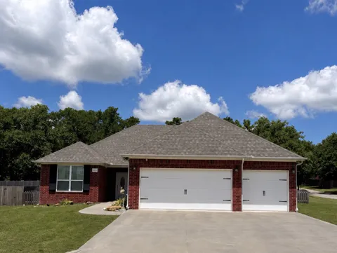 1001 Stone Creek