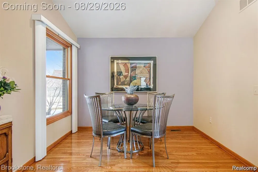 35413 Upmann Drive Sterling Heights City, MI 48310