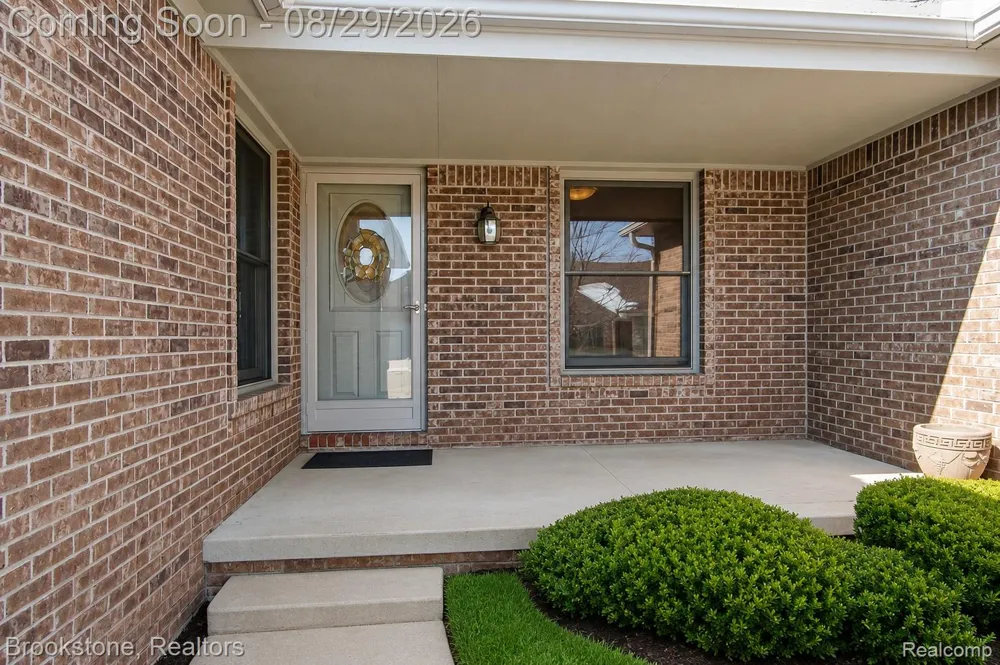 35413 Upmann Drive Sterling Heights City, MI 48310