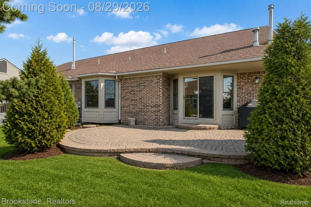 35413 Upmann Drive Sterling Heights City, MI 48310