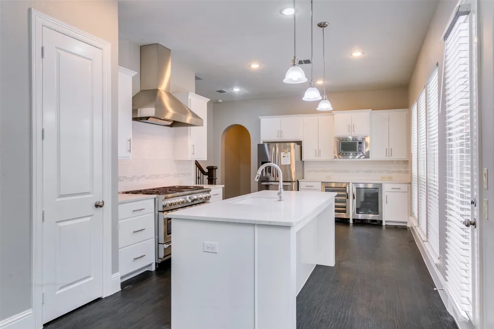 766 E Main Street Coppell, TX 75019