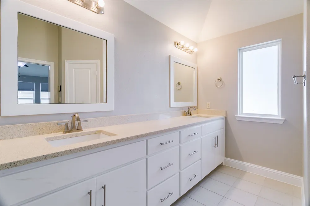 766 E Main Street Coppell, TX 75019