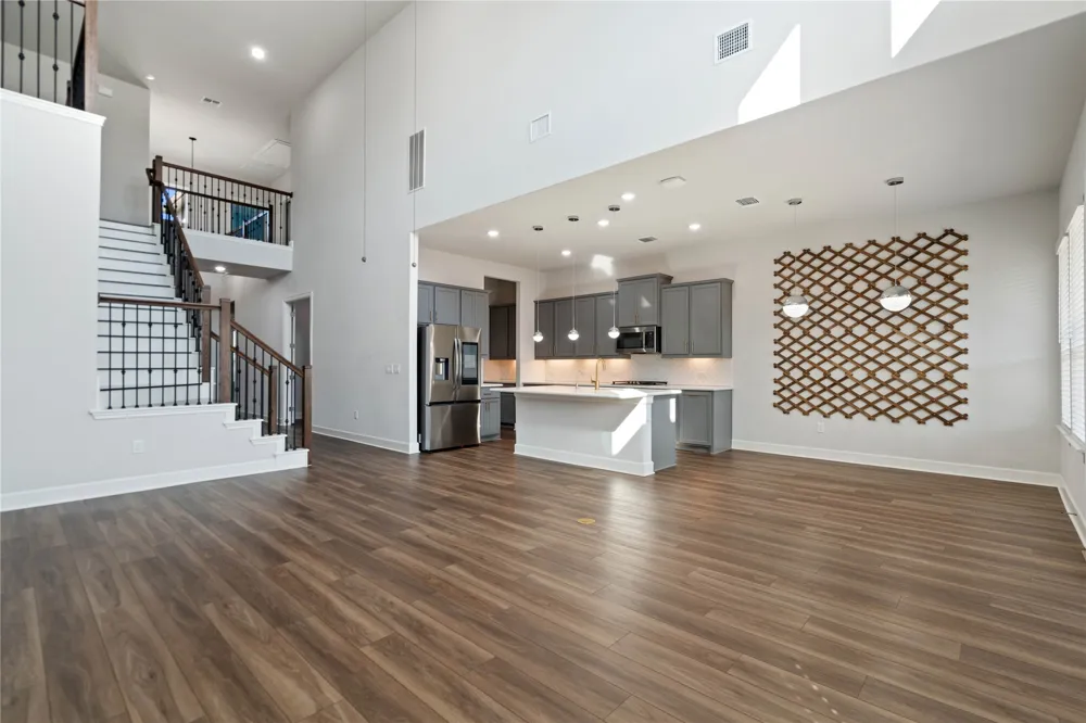 713 Coppell Court Leander, TX 78641