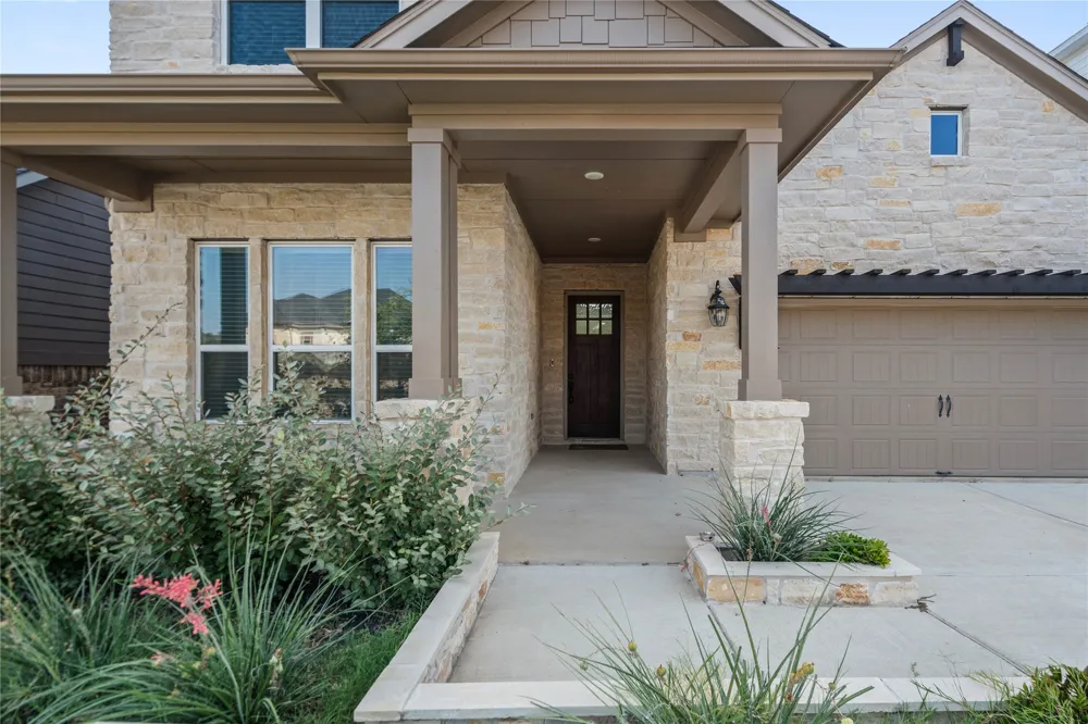 713 Coppell Court Leander, TX 78641