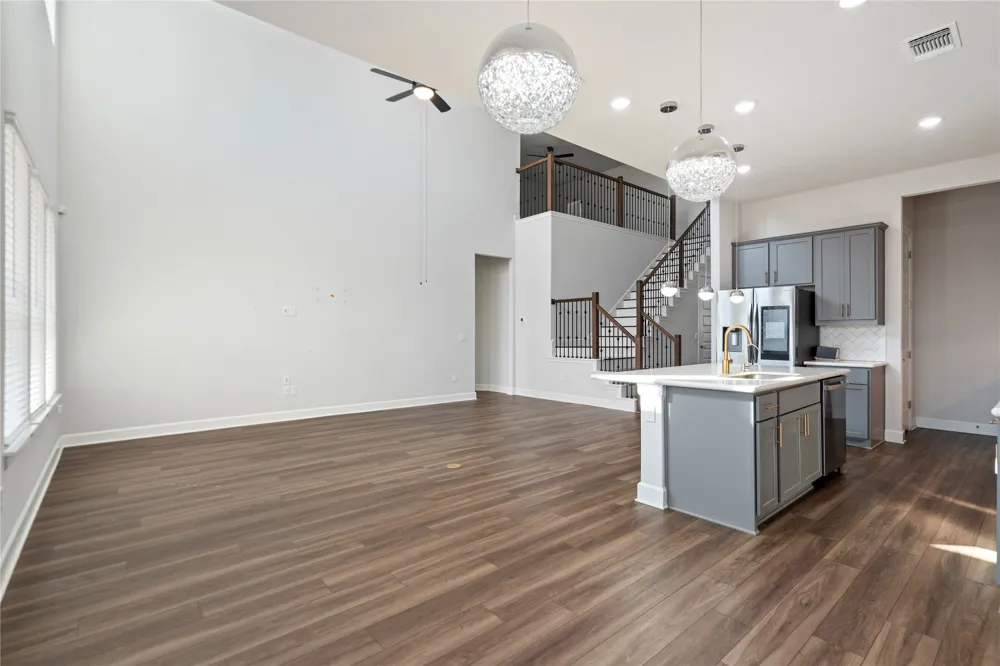 713 Coppell Court Leander, TX 78641