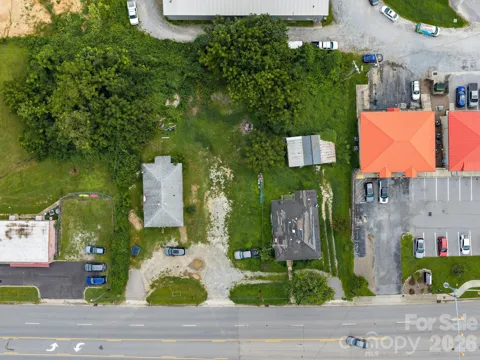 2652 Hendersonville Road