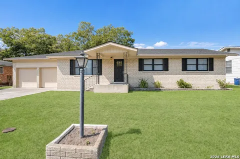 445 Granada Dr