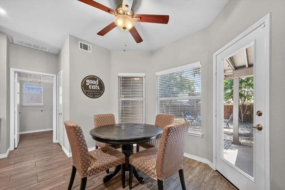1716 Redwood Drive Corinth, TX 76210
