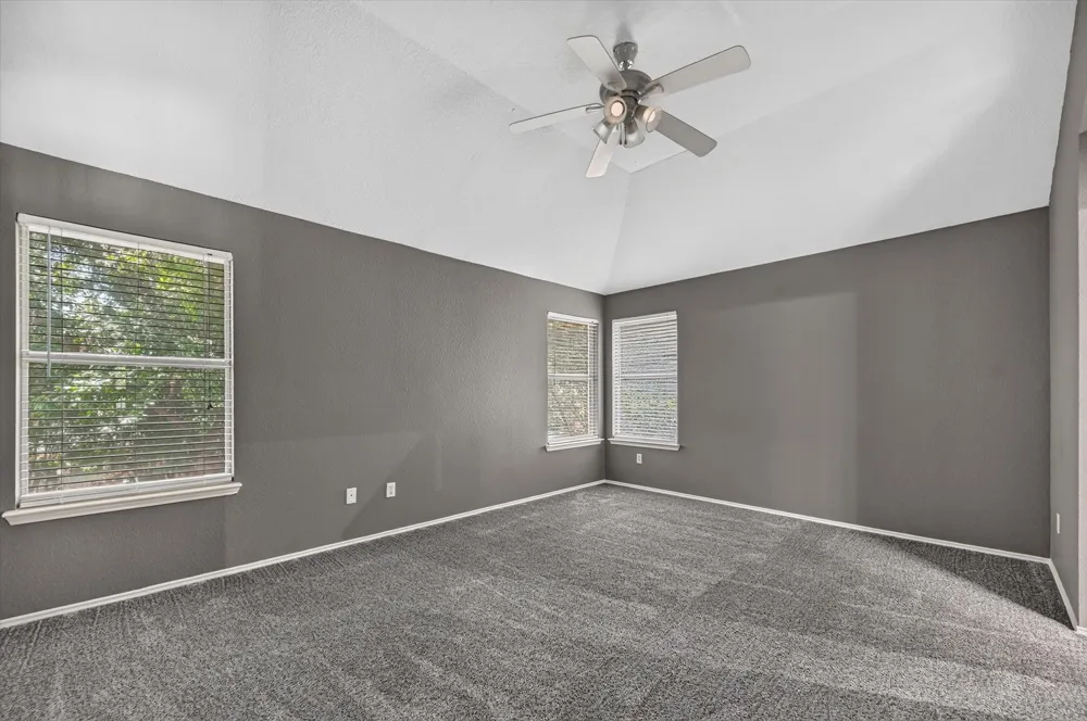 1716 Redwood Drive Corinth, TX 76210