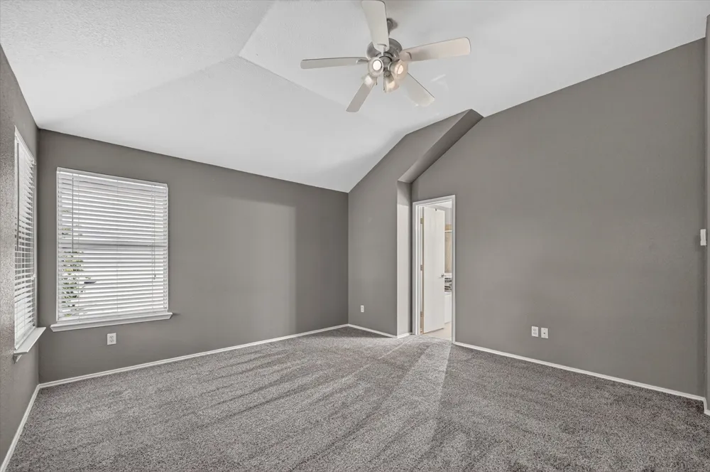 1716 Redwood Drive Corinth, TX 76210