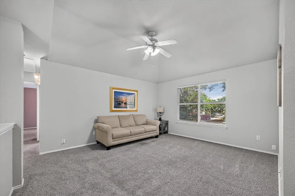 1716 Redwood Drive Corinth, TX 76210